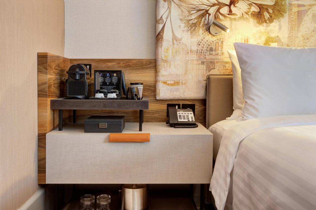 London Marriott Hotel Kensington Εξωτερικό φωτογραφία