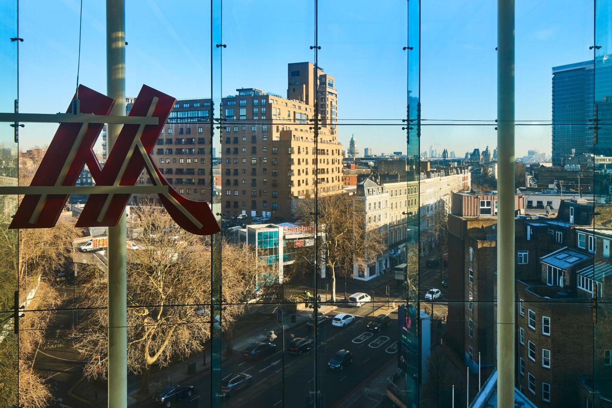 London Marriott Hotel Kensington Εξωτερικό φωτογραφία