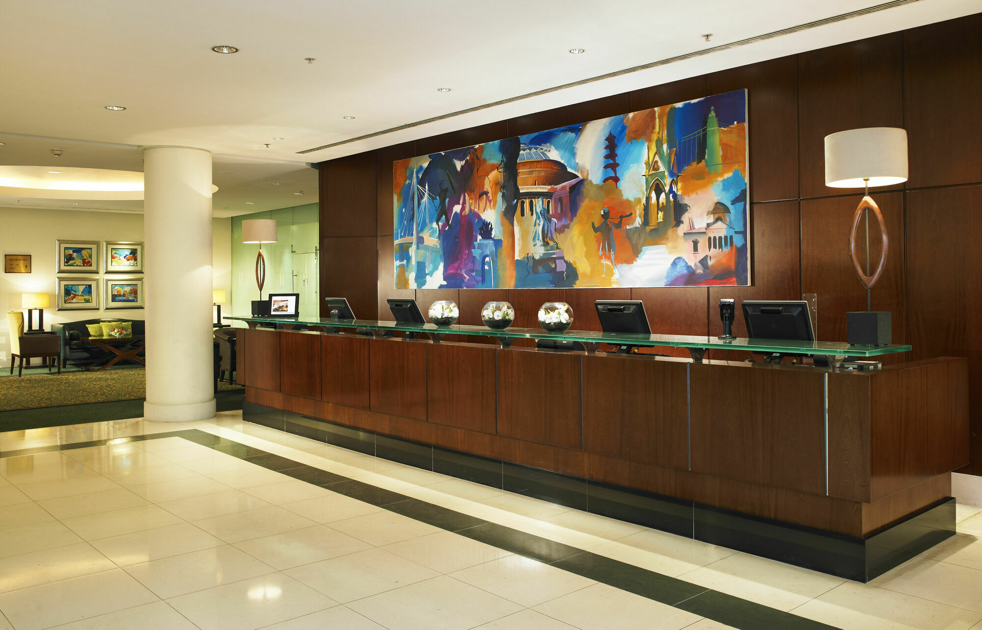 London Marriott Hotel Kensington Εξωτερικό φωτογραφία